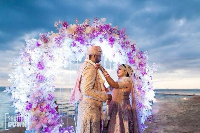 The Luxe Bride: Mastering Makeup, Photography, and Designer Wear for Your Opulent Wedding